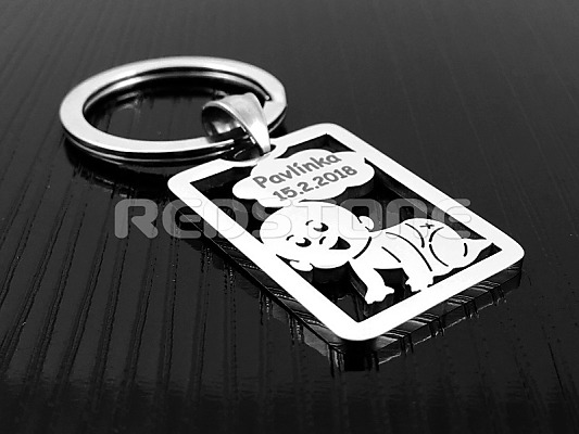 Oceľová kľúčenka - dieťa s menom a dátumom